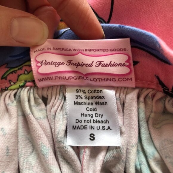 Pinup Couture Jenny Skirt - Pink Neverland Mermaid Print -Small - Picture 7 of 15